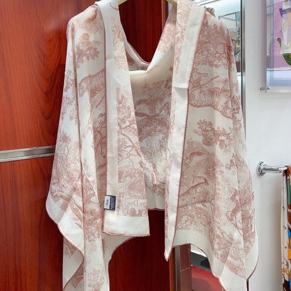 Dior fashionable women's scarf - Picture 3 of 7